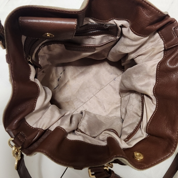 Michael Kors Tan & Brown Gansevoort Shoulder Bag - Picture 9 of 10